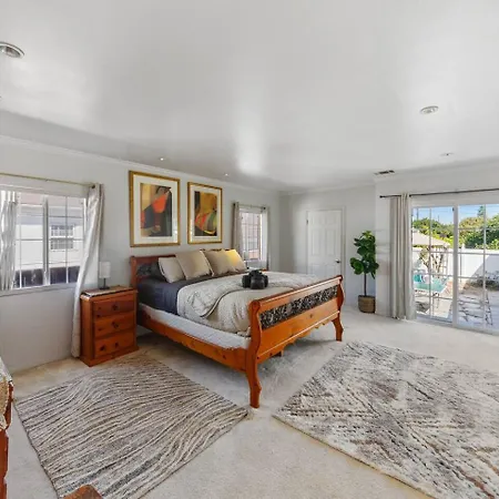 Prime Location Beverly Hills, Santa Monica And Ucla